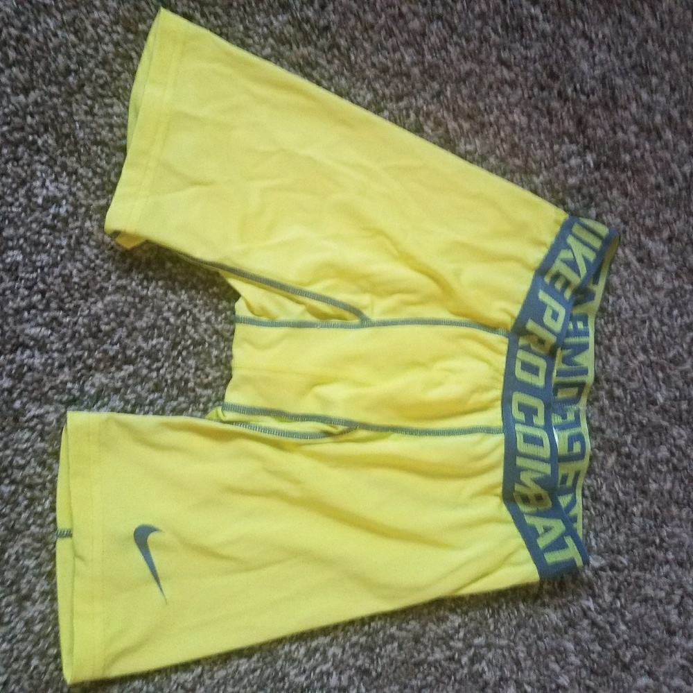 Nike pro combat boys shorts